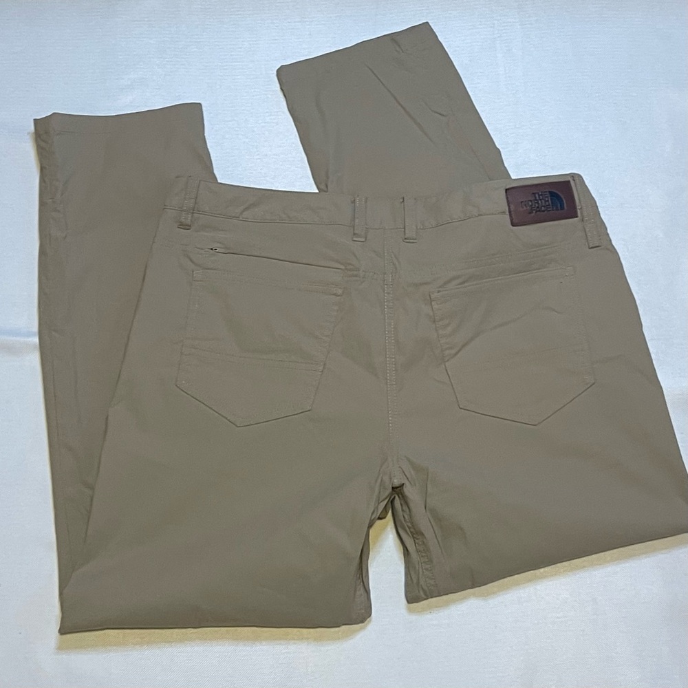 North Face Men's 36 Regular fit Straight Leg Pants